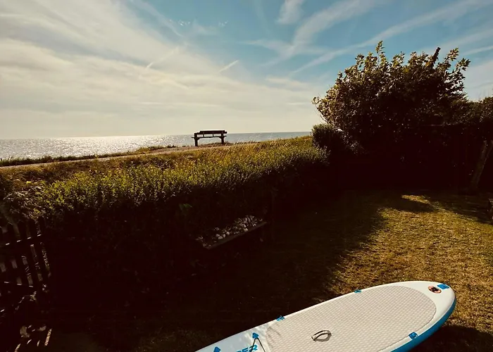 Beachfront At With Sea View Hébergement de vacances Dannemare